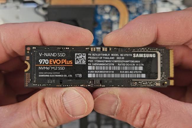 Dell Vostro 3591 RAM or SSD Upgrade! Is it possible?